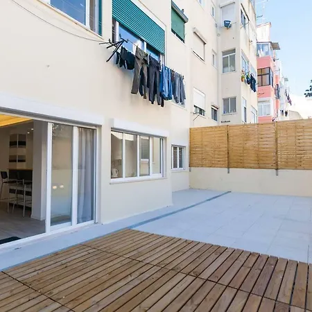 Spacious Basement In Alameda With Lovely Terrace! Apartment *