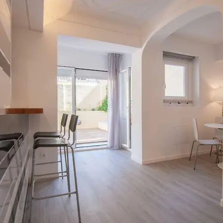 Apartment Spacious Basement In Alameda With Lovely Terrace! Lissabon