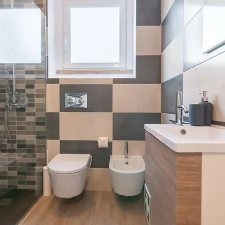 Spacious Basement In Alameda With Lovely Terrace! Lisbon